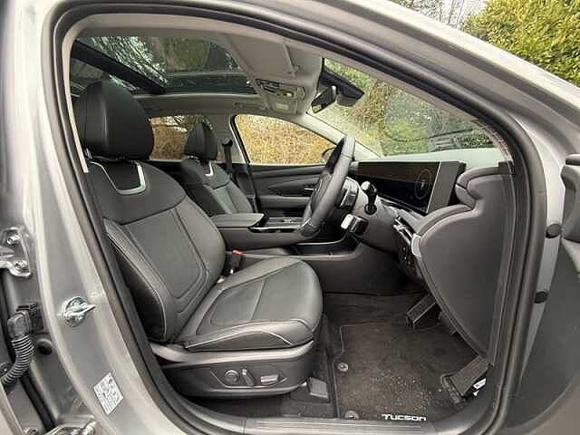 Hyundai TUCSON 1.6 T-GDi Ultimate SUV 5dr Petrol Hybrid Auto Euro 6 (s/s) (215 ps) Grey