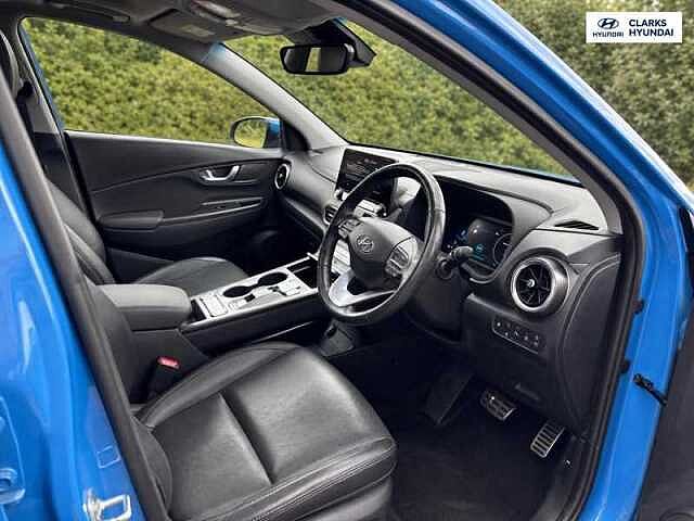 Hyundai KONA 64kWh Ultimate SUV 5dr Electric Auto (10.5kW Charger) (204 ps) Blue