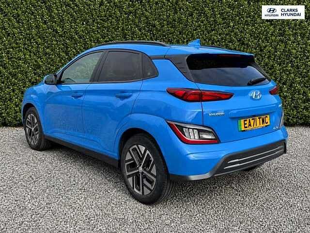 Hyundai KONA 64kWh Ultimate SUV 5dr Electric Auto (10.5kW Charger) (204 ps) Blue