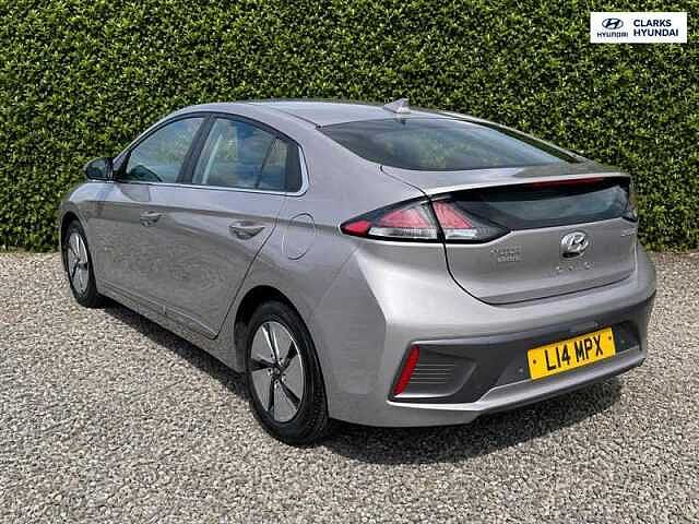Hyundai IONIQ 1.6 h-GDi Premium Hatchback 5dr Petrol Hybrid DCT Euro 6 (s/s) (141 ps) Grey