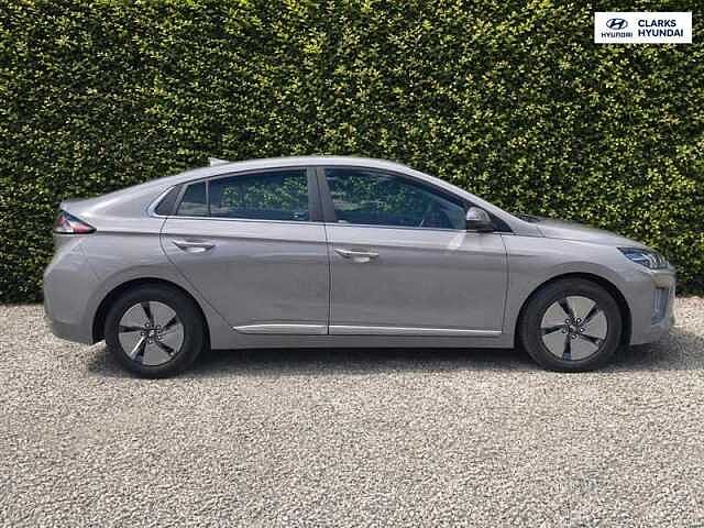 Hyundai IONIQ 1.6 h-GDi Premium Hatchback 5dr Petrol Hybrid DCT Euro 6 (s/s) (141 ps) Grey