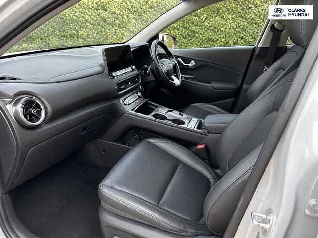 Hyundai KONA 64kWh Ultimate SUV 5dr Electric Auto (10.5kW Charger) (204 ps)