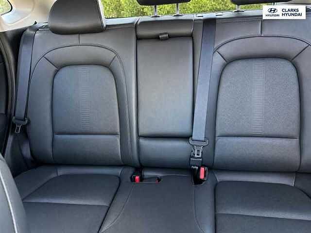 Hyundai KONA 64kWh Ultimate SUV 5dr Electric Auto (10.5kW Charger) (204 ps)