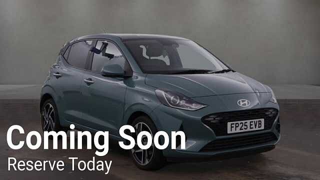 Hyundai i10 1.2 Premium Hatchback 5dr Petrol Auto Euro 6 (s/s) (79 ps)