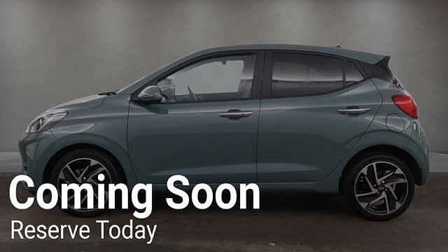 Hyundai i10 1.2 Premium Hatchback 5dr Petrol Auto Euro 6 (s/s) (79 ps)