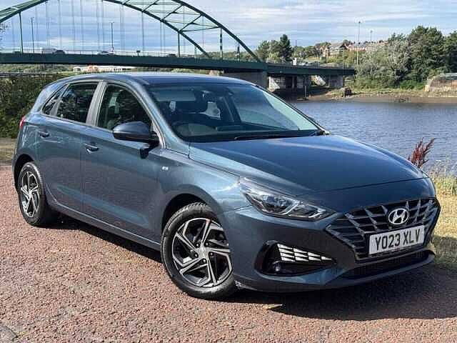 Hyundai i30 1.0 T-GDi MHEV SE Connect Hatchback 5dr Petrol Hybrid DCT Euro 6 (s/s) (120 ps)